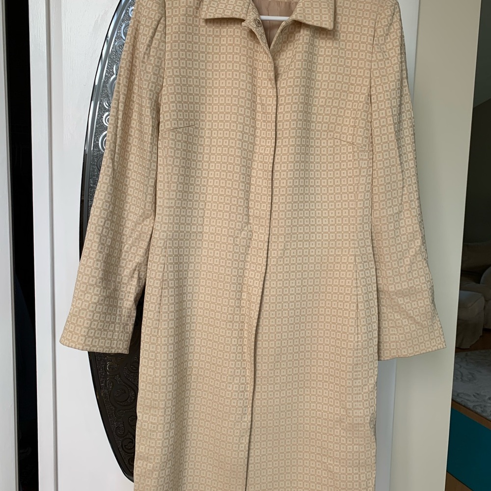 Tahari coat